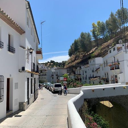 הוילה Setenil De Las Bodegas Casa Cueva El Puente מראה חיצוני תמונה