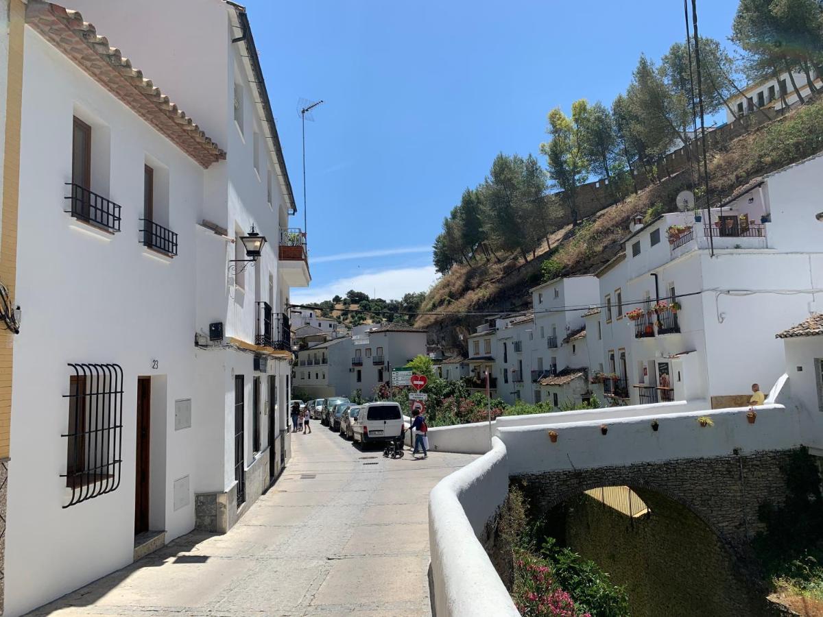 הוילה Setenil De Las Bodegas Casa Cueva El Puente מראה חיצוני תמונה