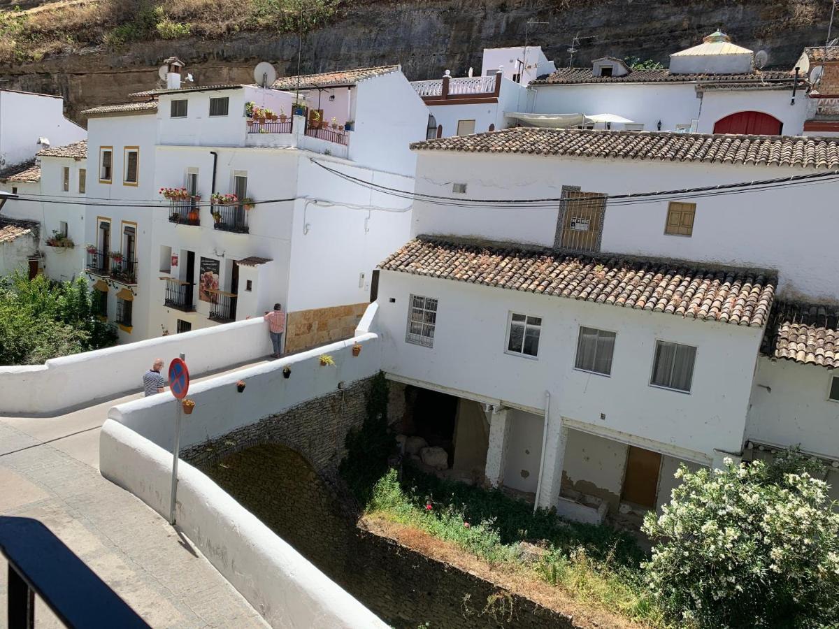 הוילה Setenil De Las Bodegas Casa Cueva El Puente מראה חיצוני תמונה